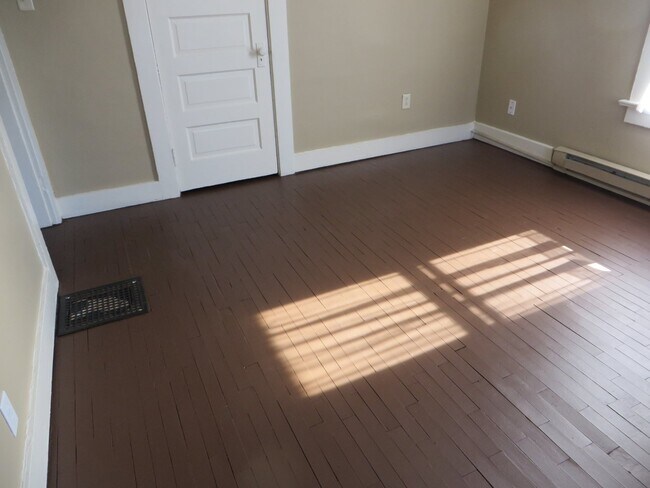 Building Photo - 1521 Taylor St