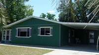 Building Photo - 9880 SW 101st Pl