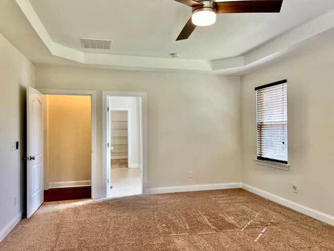 Building Photo - 4809 Antioch Church Rd