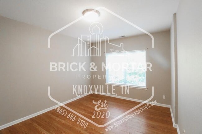 Building Photo - 6810 Springhouse Way