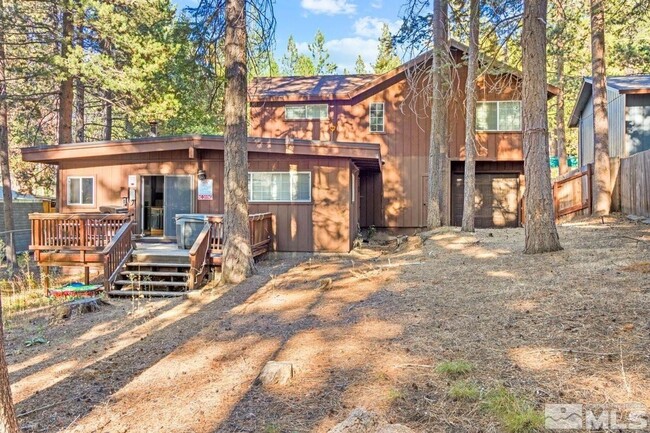 Building Photo - Fully Furnished South Lake Tahoe Rental