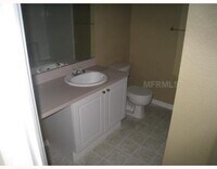Building Photo - 828 Grand Regency Pointe