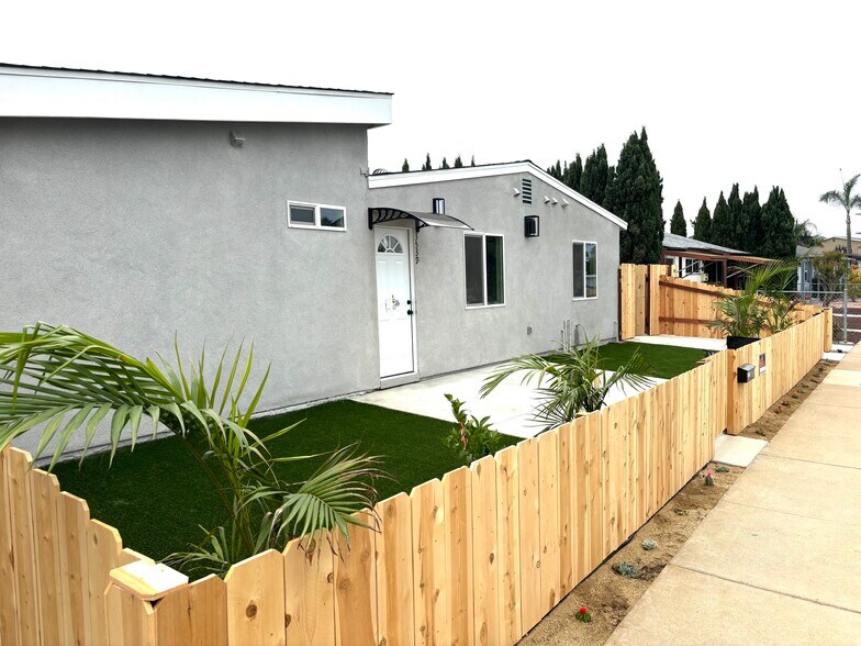 Building Photo - 3539-41 Luna Ave