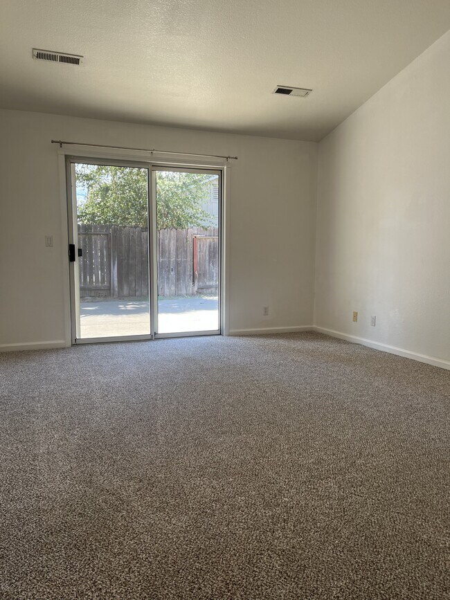 Building Photo - 1579 Spyglass Dr