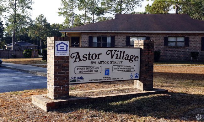 Building Photo - Astor Village