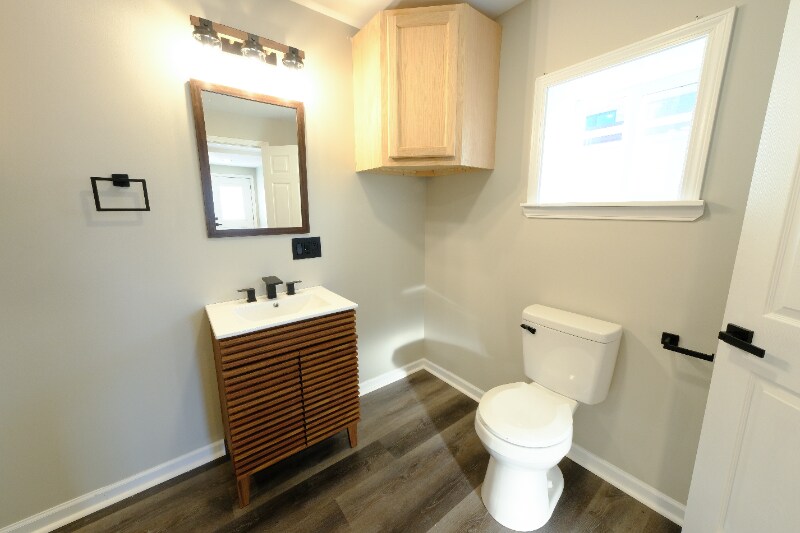 Building Photo - 246 Gorham St