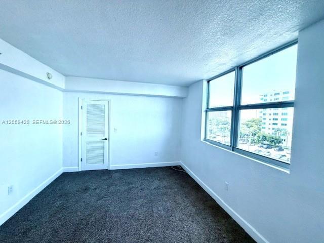 Building Photo - 7501 E Treasure Dr