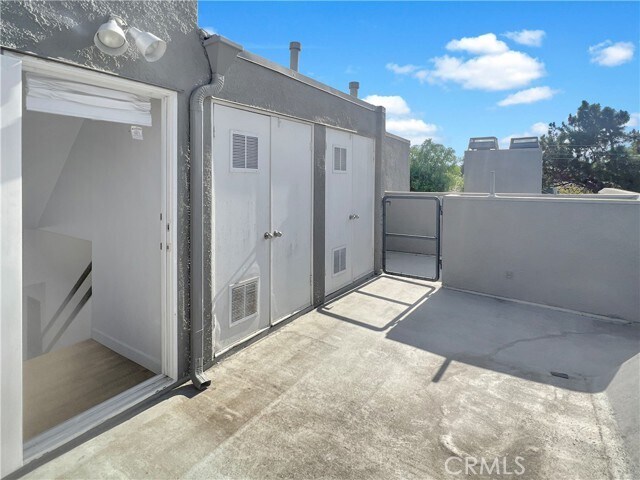 Building Photo - 2408 34th St