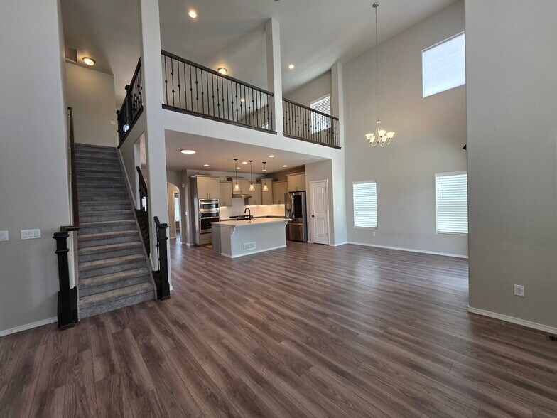 Building Photo - 10258 Sharon Springs Dr