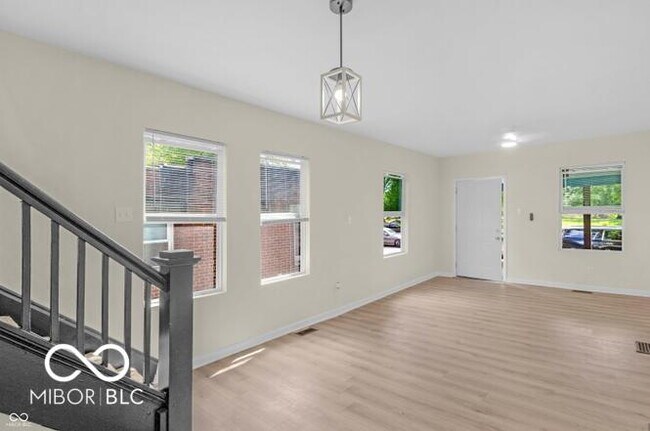 Building Photo - 2235 Doctor M.L.K. Jr St