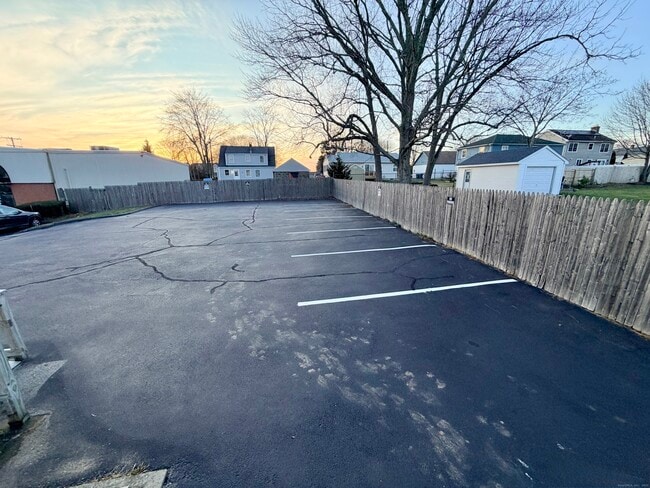 Building Photo - 12 Clark Ln