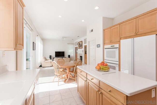 Building Photo - 5075 Sterling Grove Ln