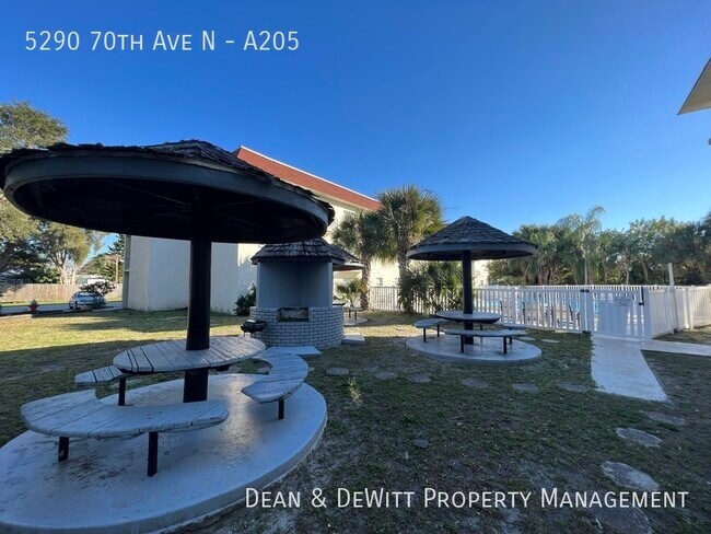 Building Photo - Pinellas Park | 2/1 Apt For Rent