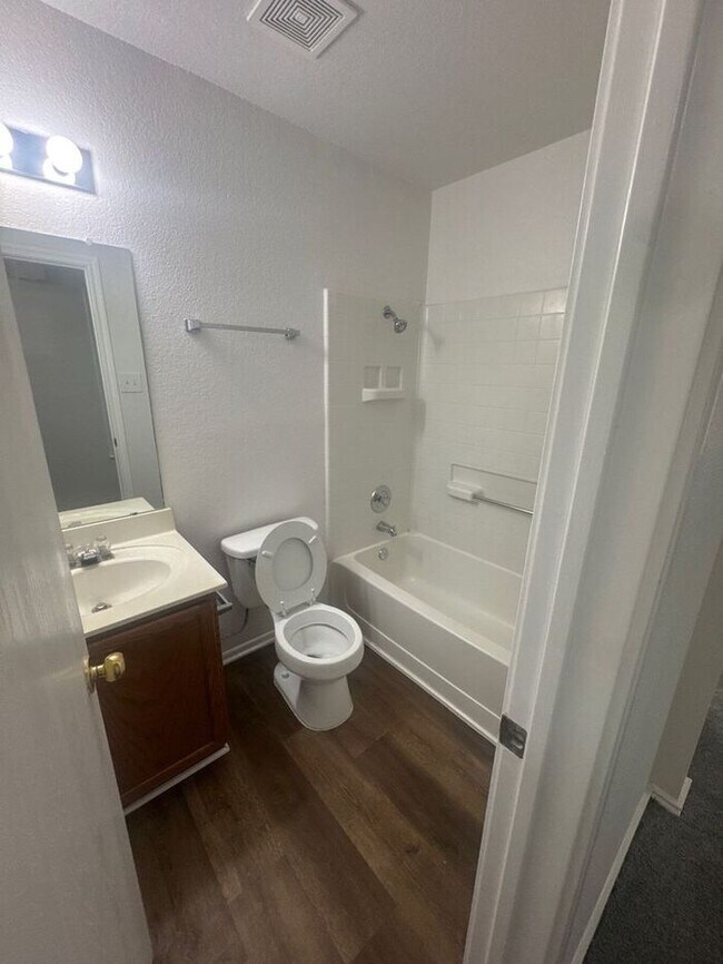 Building Photo - Cozy 3BR Cedar Park Home with Attached 2-C...