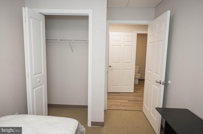 Building Photo - 123 Bateman St