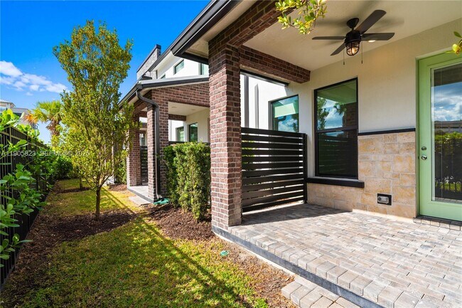 Building Photo - 8366 NW 7th Ct