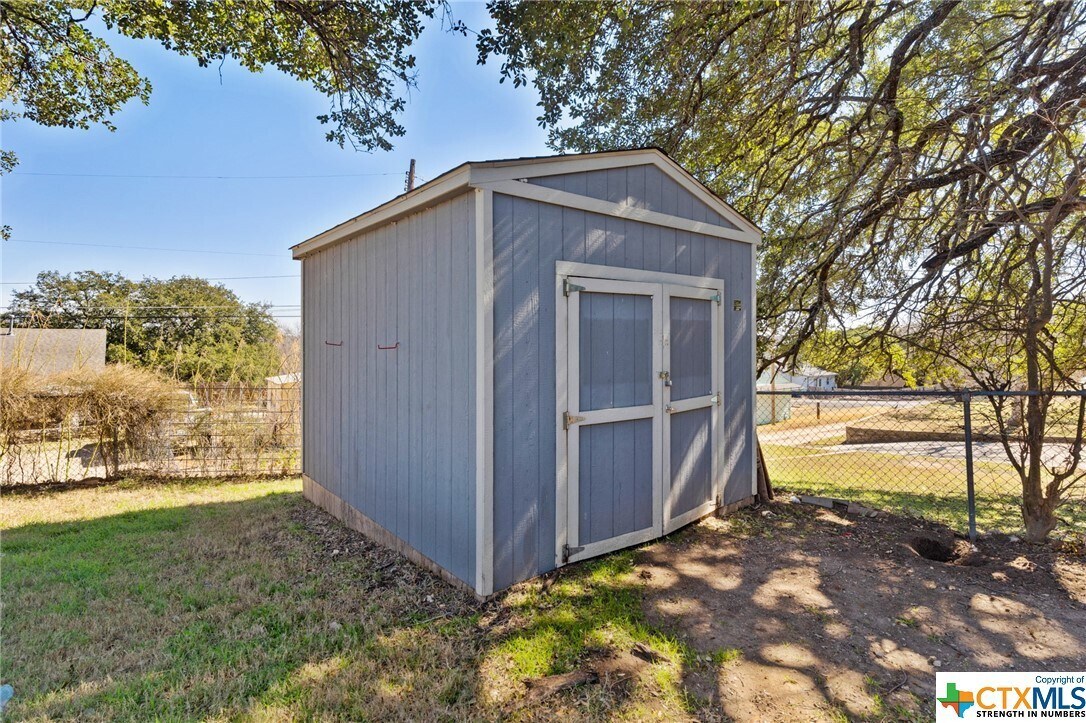 STORAGE SHED - 503 S Spring St