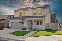Building Photo - Clovis Eastside Home, 4BR/3.5BA, Built 201...