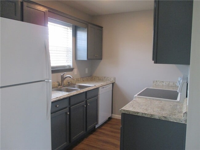 Building Photo - 2839 Meridian Pl