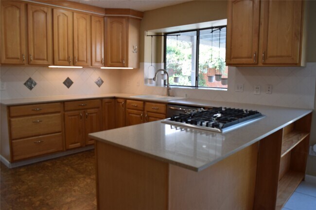 Building Photo - 3310 Little Farms Ct