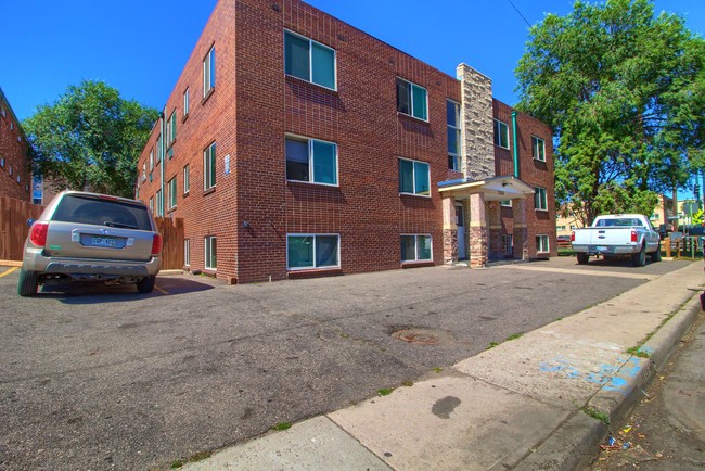Building Photo - Glory Apartments