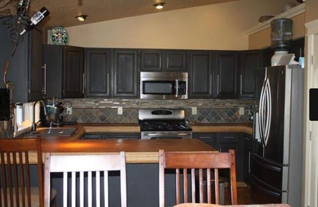 Building Photo - Nice home in great neighborhood