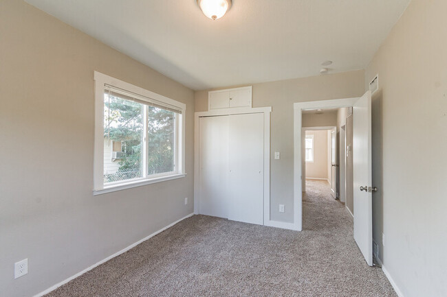 Building Photo - 3636 S Tyler St