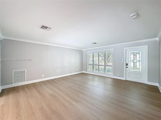 Building Photo - 2533 NE 21st Terrace