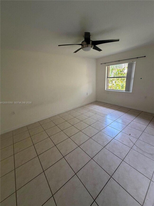 Building Photo - 11213 SW 88th St
