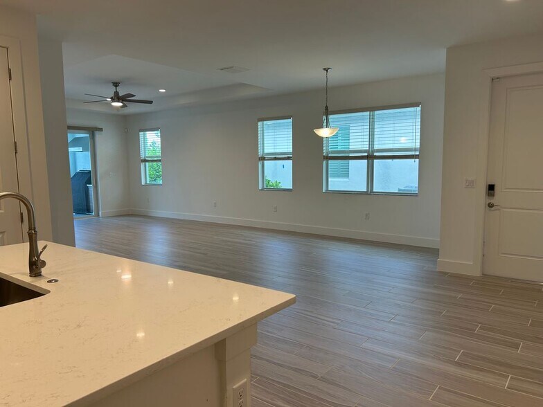 Building Photo - 9017 Wisteria Wy