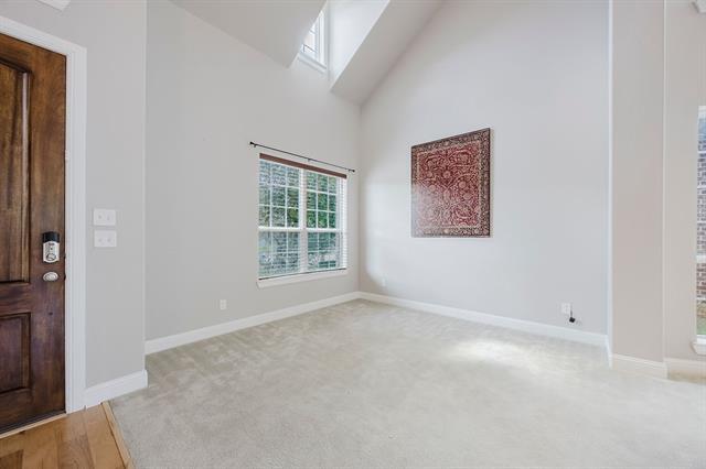 Building Photo - 15516 Mayflower Trail