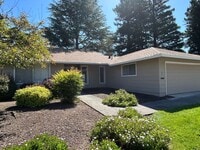 Building Photo - 6589 Meadowridge Dr