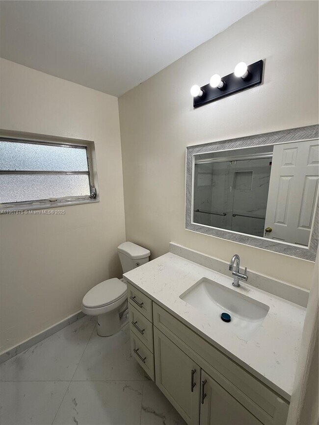 Building Photo - 11601 NW 58th Pl