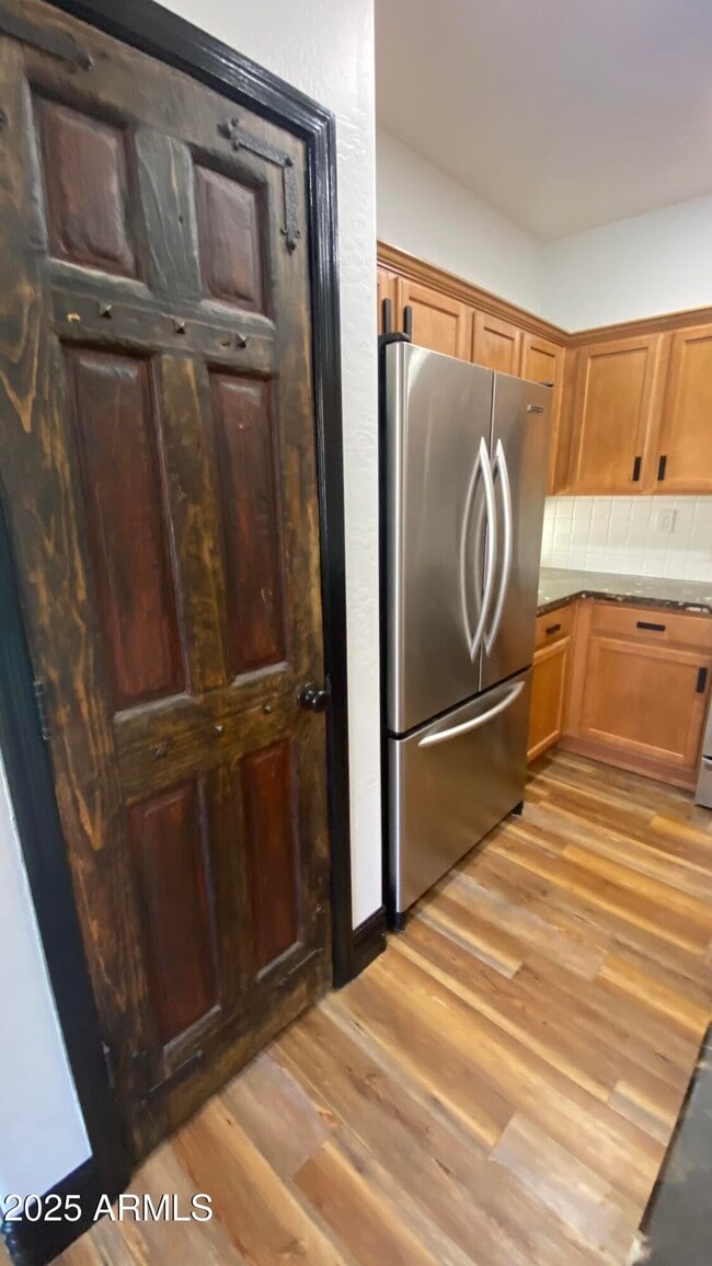 Building Photo - 39519 N White Tail Ln