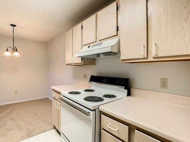 Building Photo - 713 Secret Harbor Ln