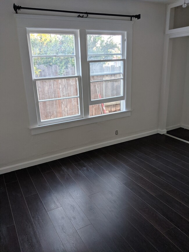 Building Photo - 931 Rock Springs Rd