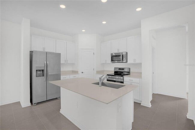 Building Photo - 2533 Rider Rain Ln