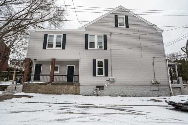 Building Photo - 120 North Mathilda Street