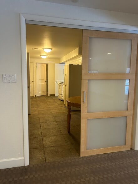 Building Photo - 6555 W 10th Pl