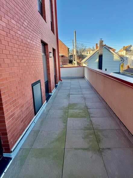 Building Photo - 7 North St