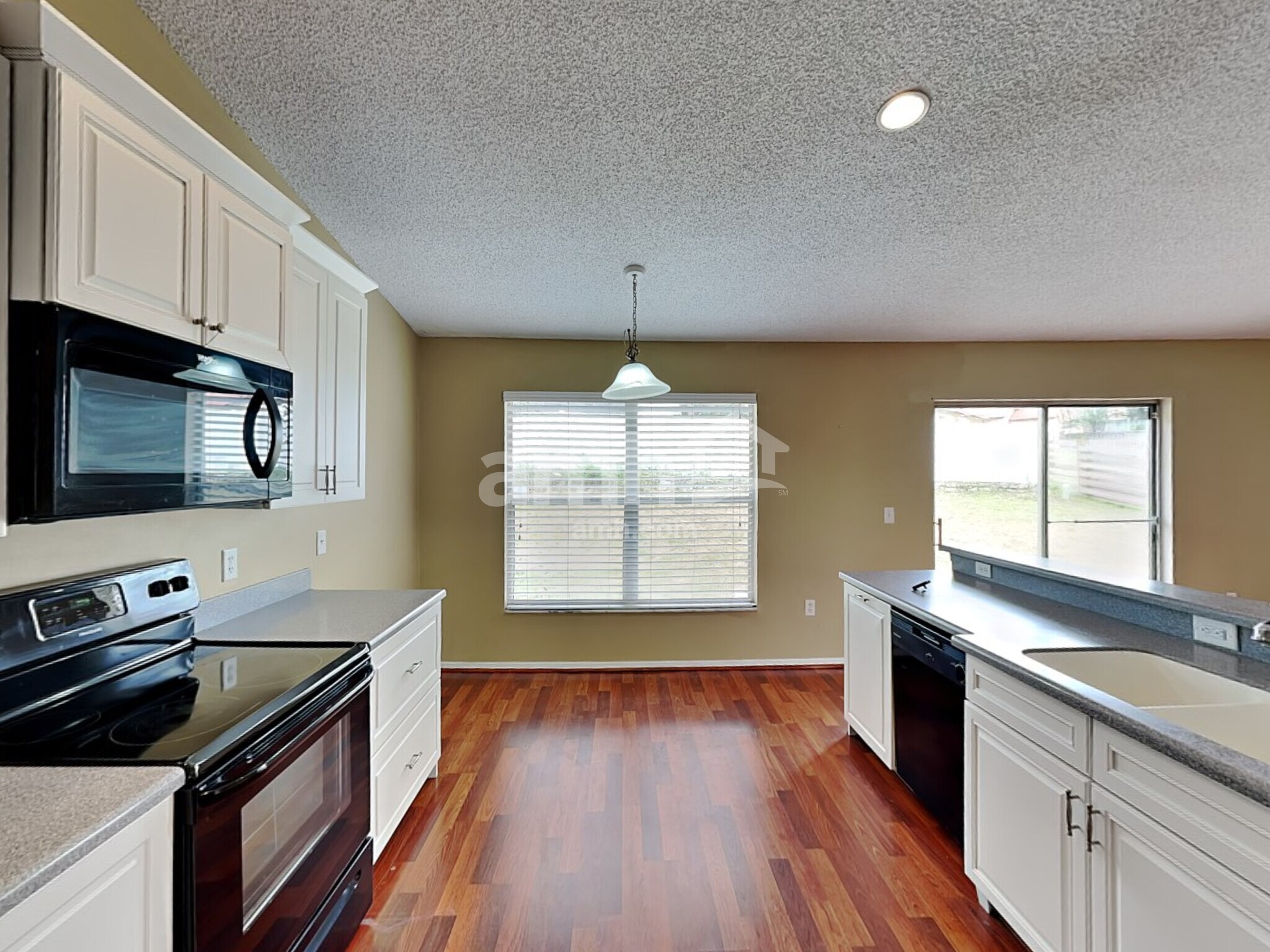 Building Photo - 15628 Greater Groves Blvd
