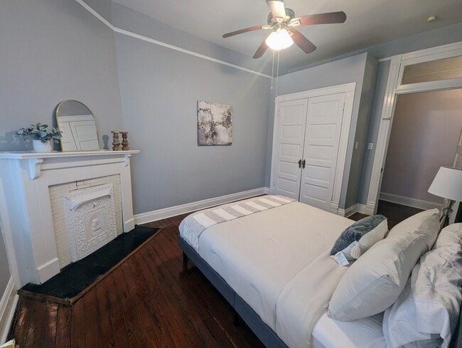 Building Photo - 5107 Dryades St