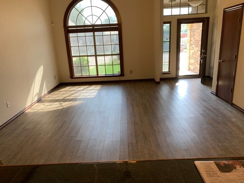 Building Photo - 3201 Meadow Ave
