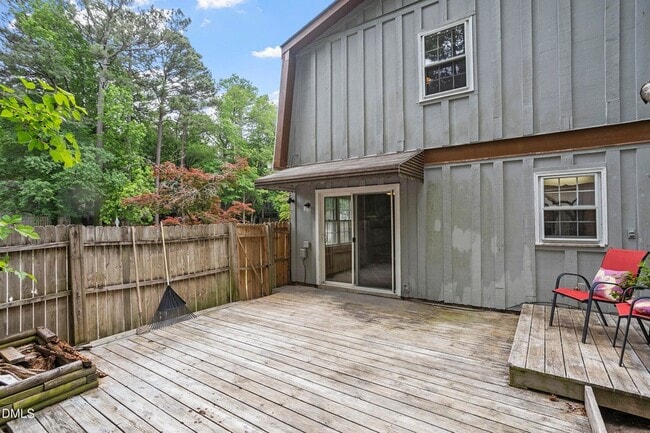Building Photo - 1801 Quail Ridge Rd