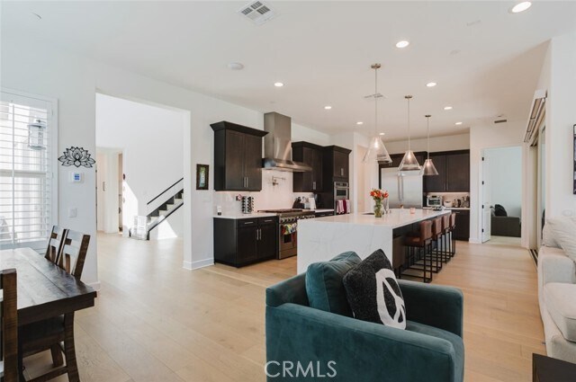 Building Photo - 11743 Canoga Ave