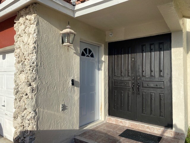 Primary Photo - 10071 SW 146th Ct