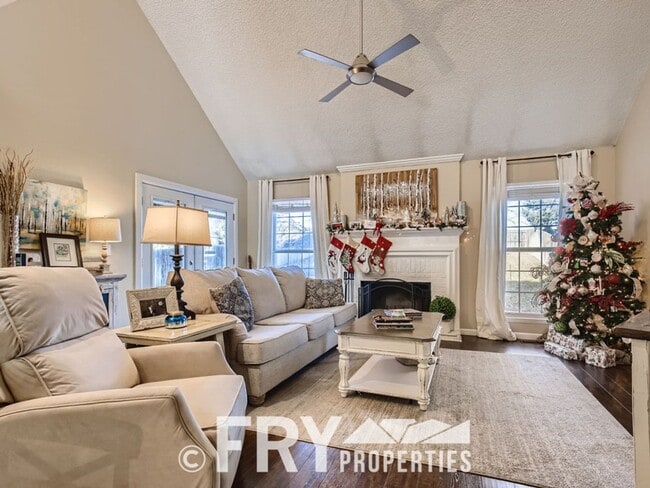 Building Photo - Beautiful Home Near Standley Lake