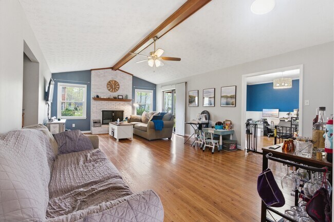 Building Photo - 601 Winged Foot Ct