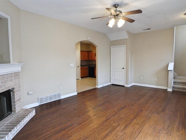Building Photo - 9100 Cinderhill Cove W