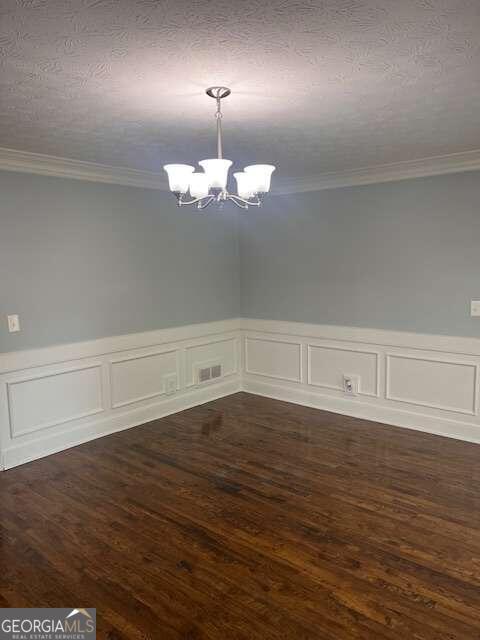 Building Photo - 871 Cedar Trce SW